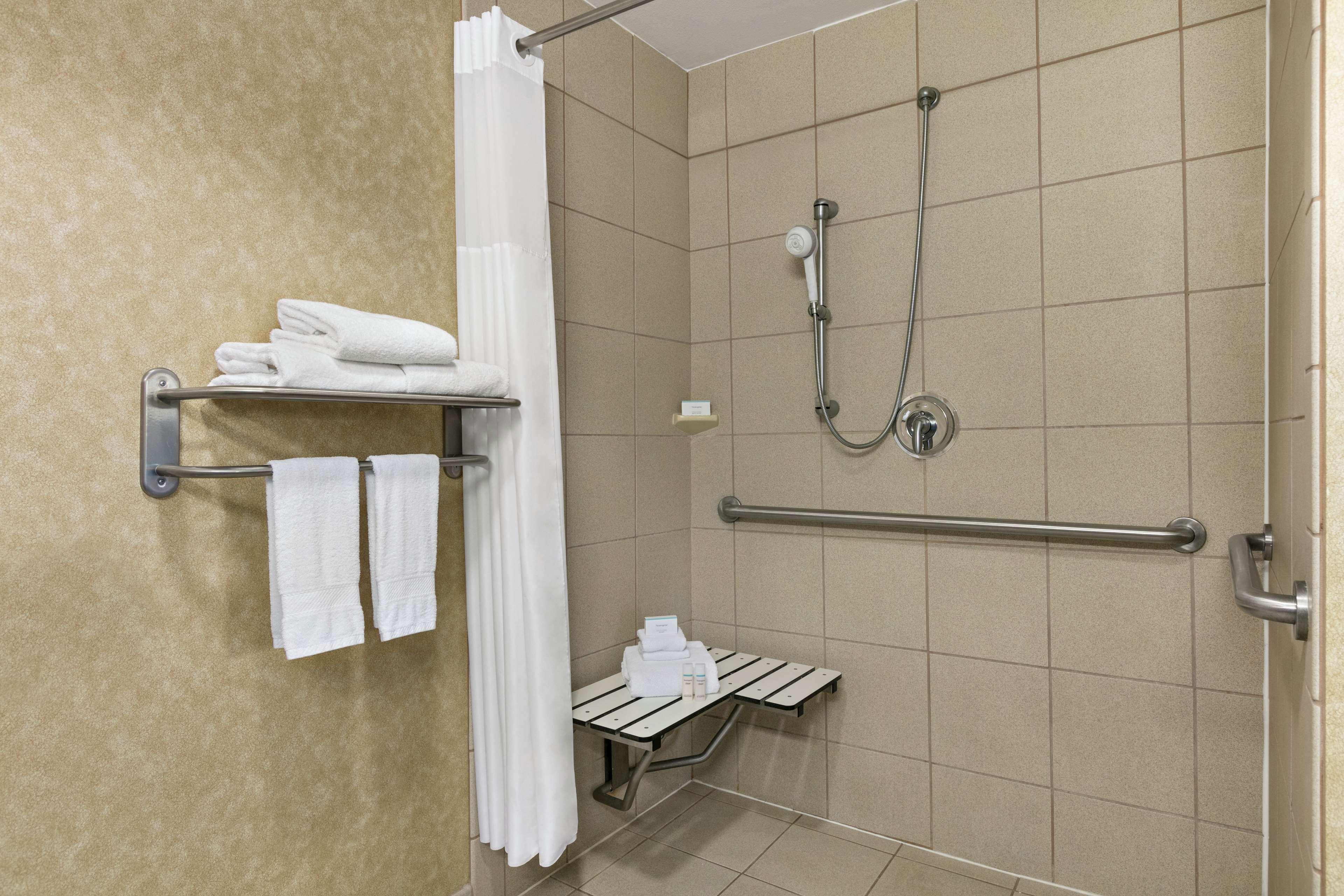 Hampton Inn & Suites Lawton Εξωτερικό φωτογραφία