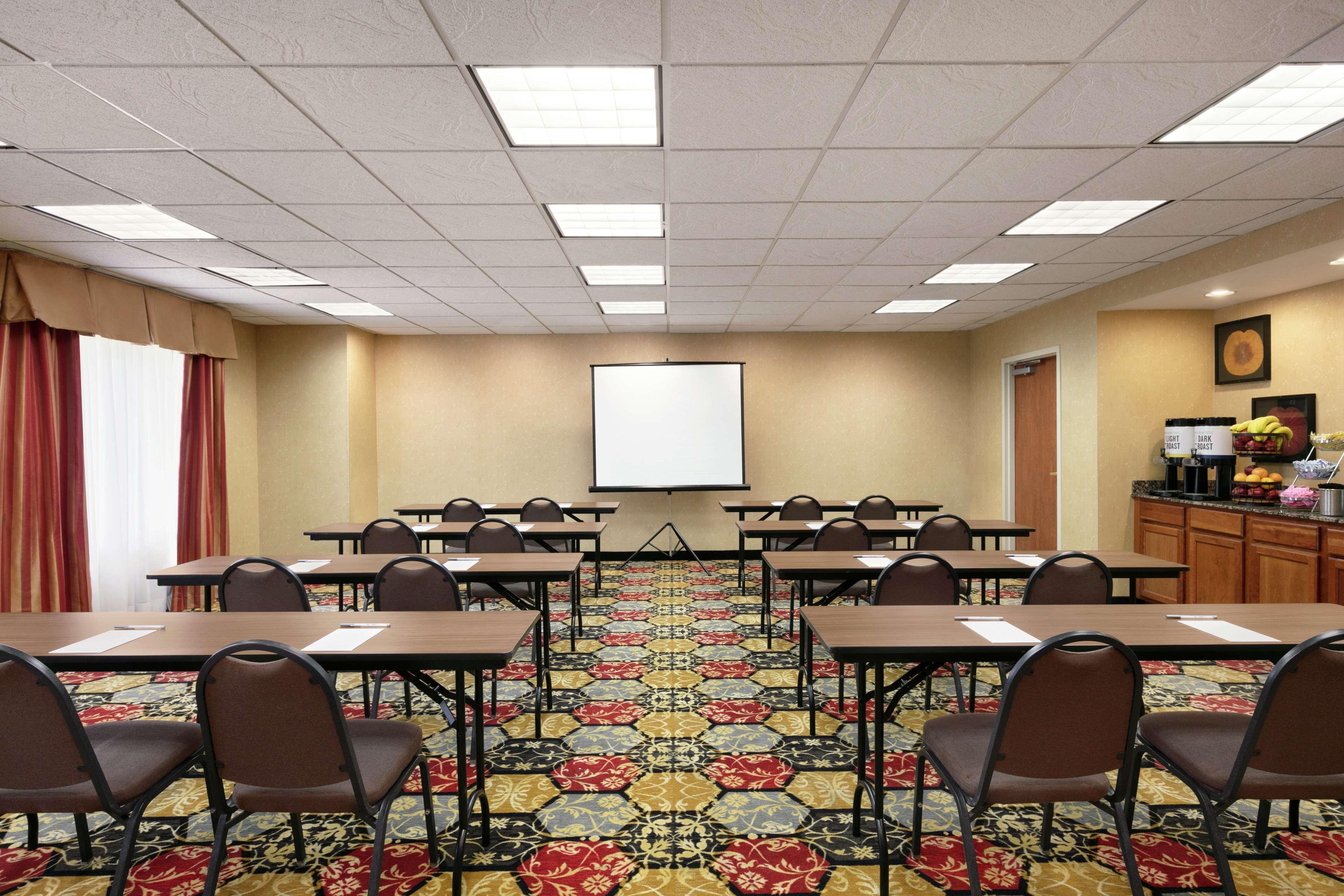Hampton Inn & Suites Lawton Εξωτερικό φωτογραφία