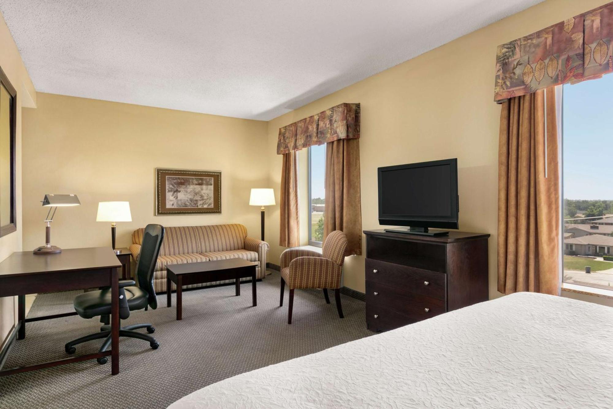 Hampton Inn & Suites Lawton Εξωτερικό φωτογραφία