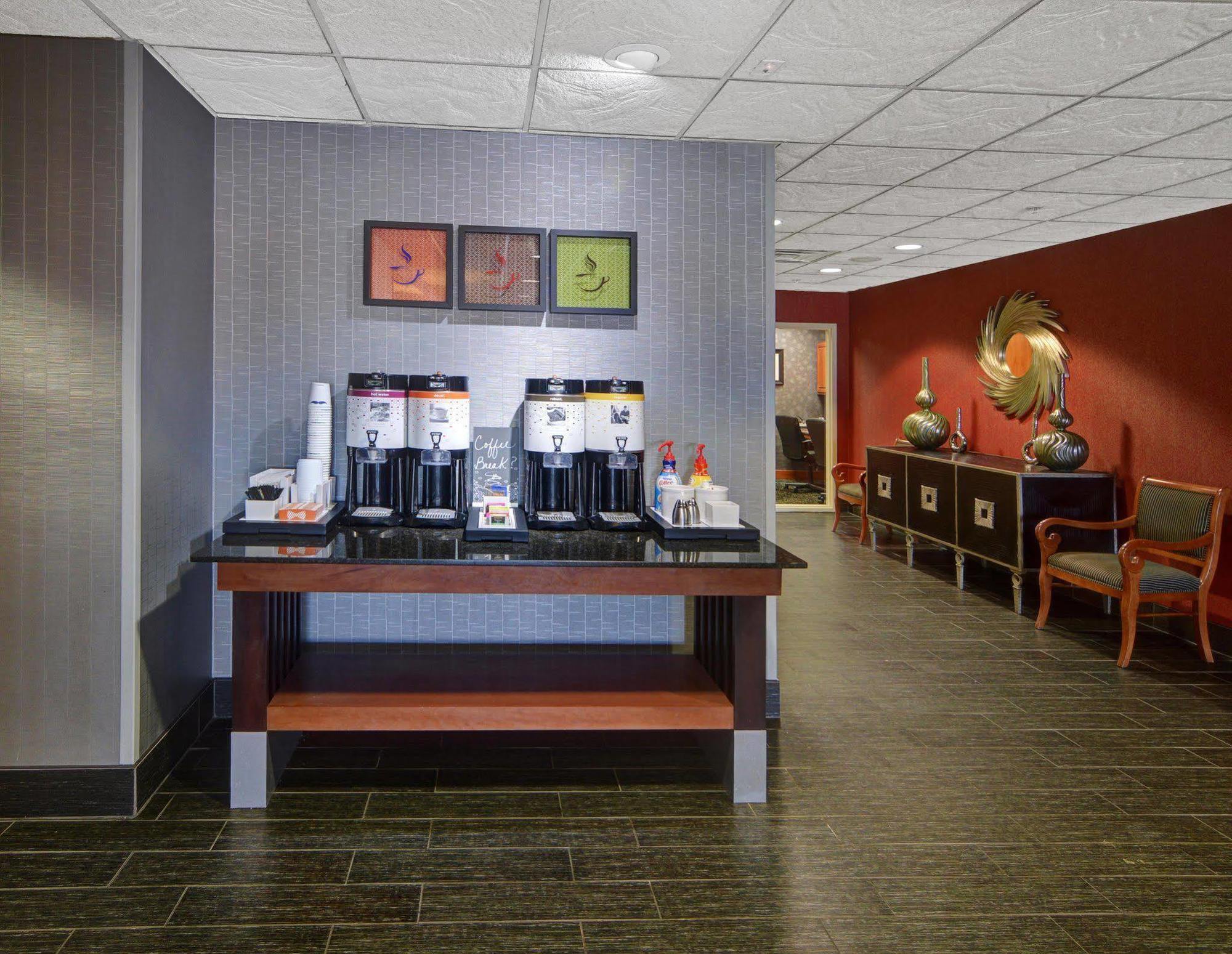 Hampton Inn & Suites Lawton Εξωτερικό φωτογραφία
