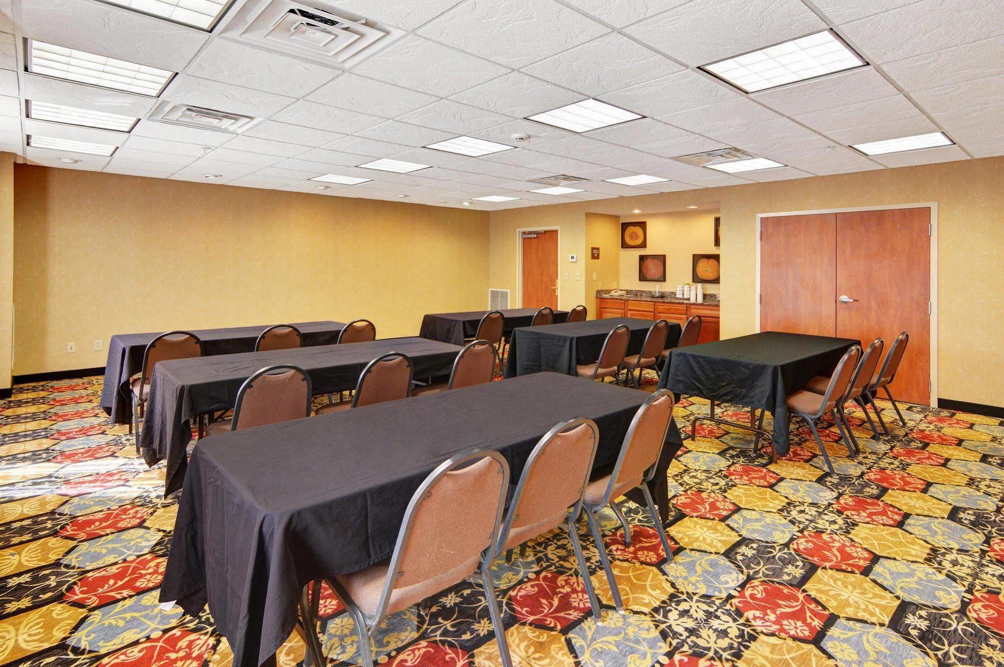 Hampton Inn & Suites Lawton Εξωτερικό φωτογραφία