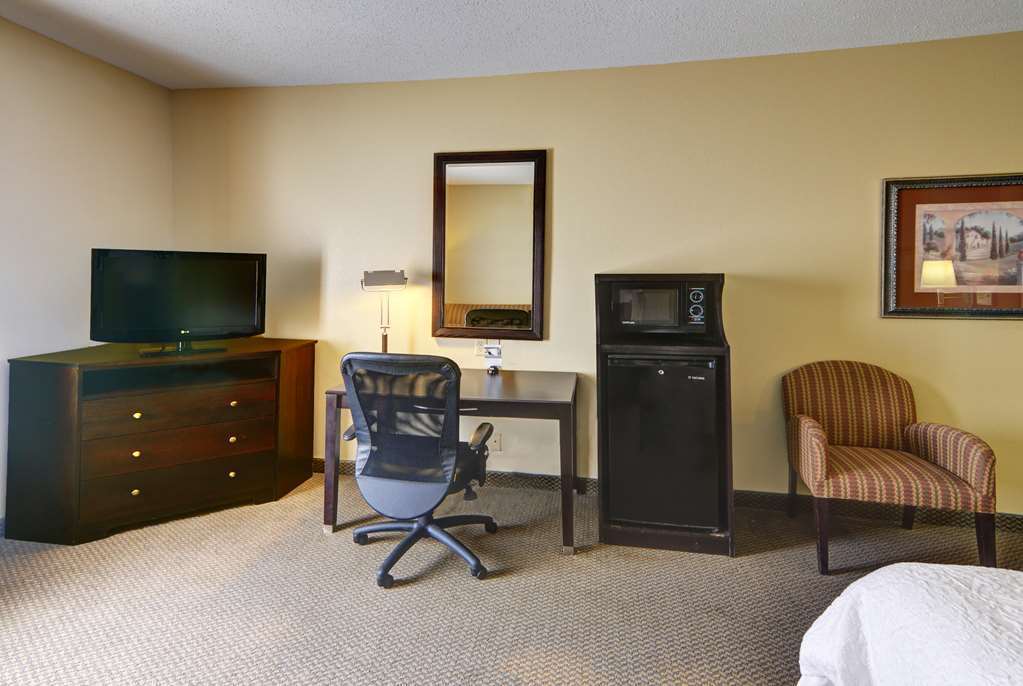 Hampton Inn & Suites Lawton Δωμάτιο φωτογραφία